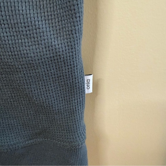 ONIA Men’s Oversized Waffle Knit Raglan T-Shirt Stormy Blue S - Picture 8 of 8